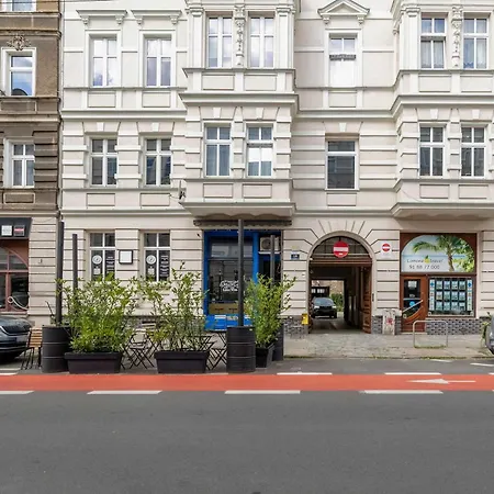 アパート Unique And Spacious With Air Conditioning By Renters